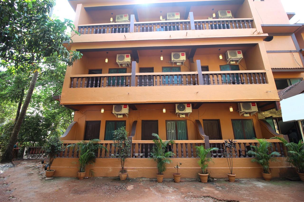 Oyo 10227 Sai Residency Baga Dış mekan fotoğraf